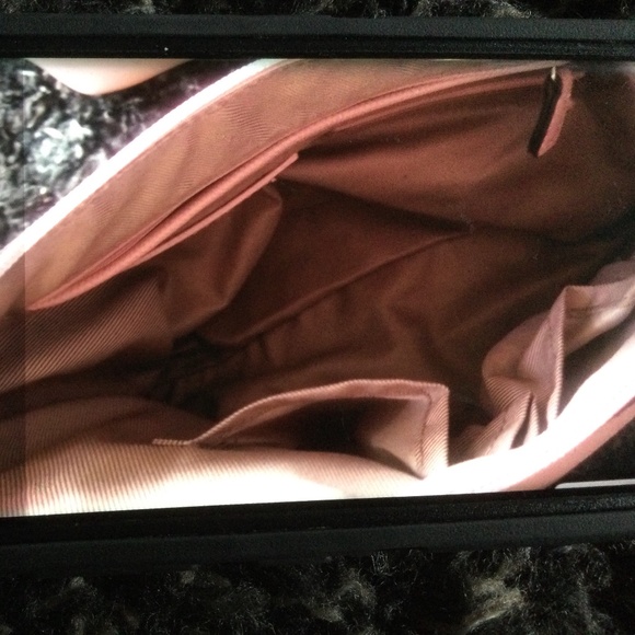 London Fog shoulder bag - Picture 11 of 12